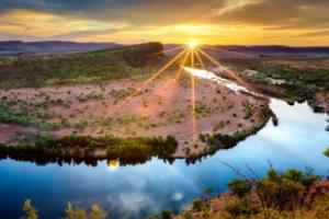 2022年卡塔尔世界杯，百威与梅西的完美搭档世界杯百威梅西